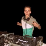 dj-pozadi